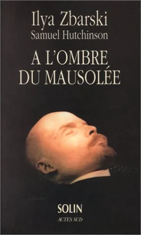 A l'ombre du mausol�e