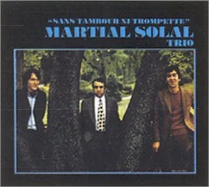 Sans tambour ni trompette