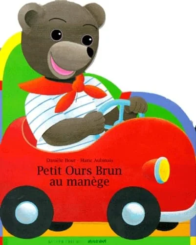 Petit Ours brun au manège