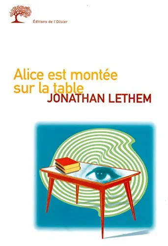 Alice est mont�e sur la table
